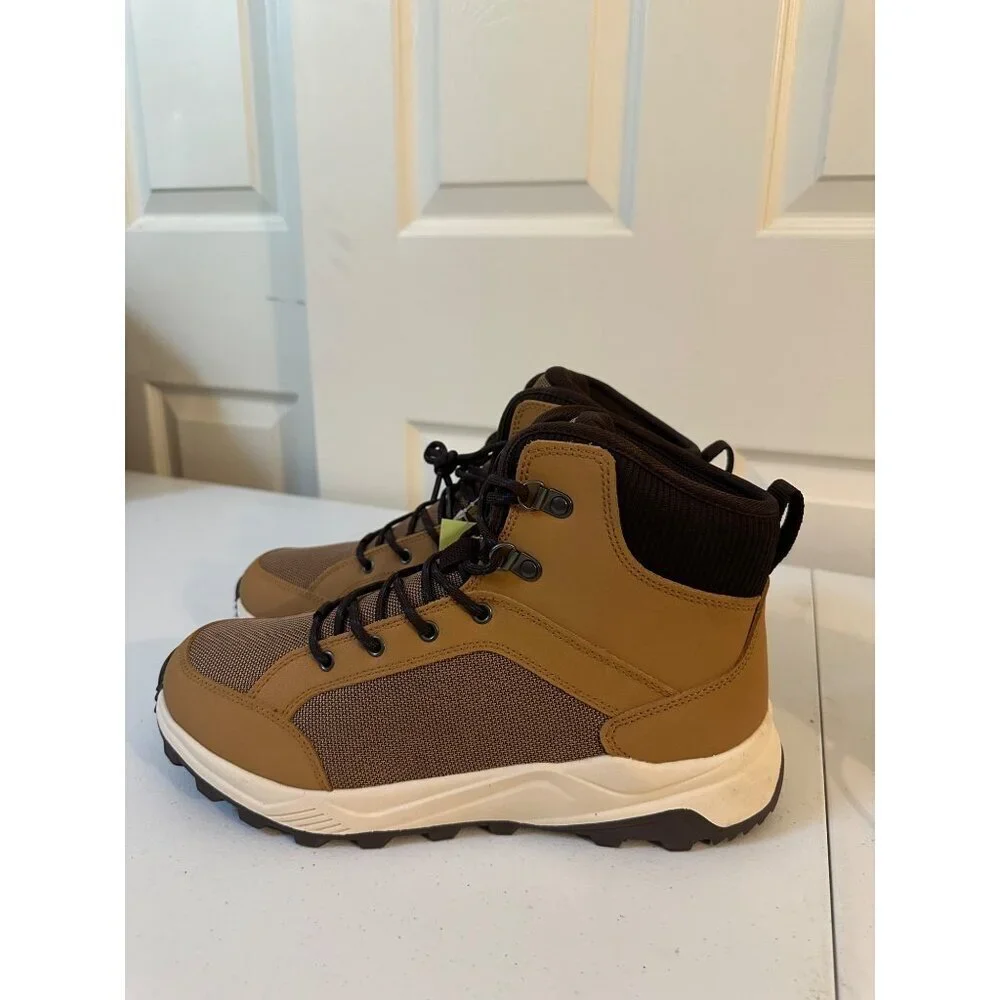 All in Motion Men’s Doran Hiking Boots size 9 NWT